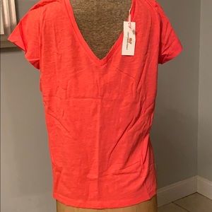 Woman’s solid slub Tee